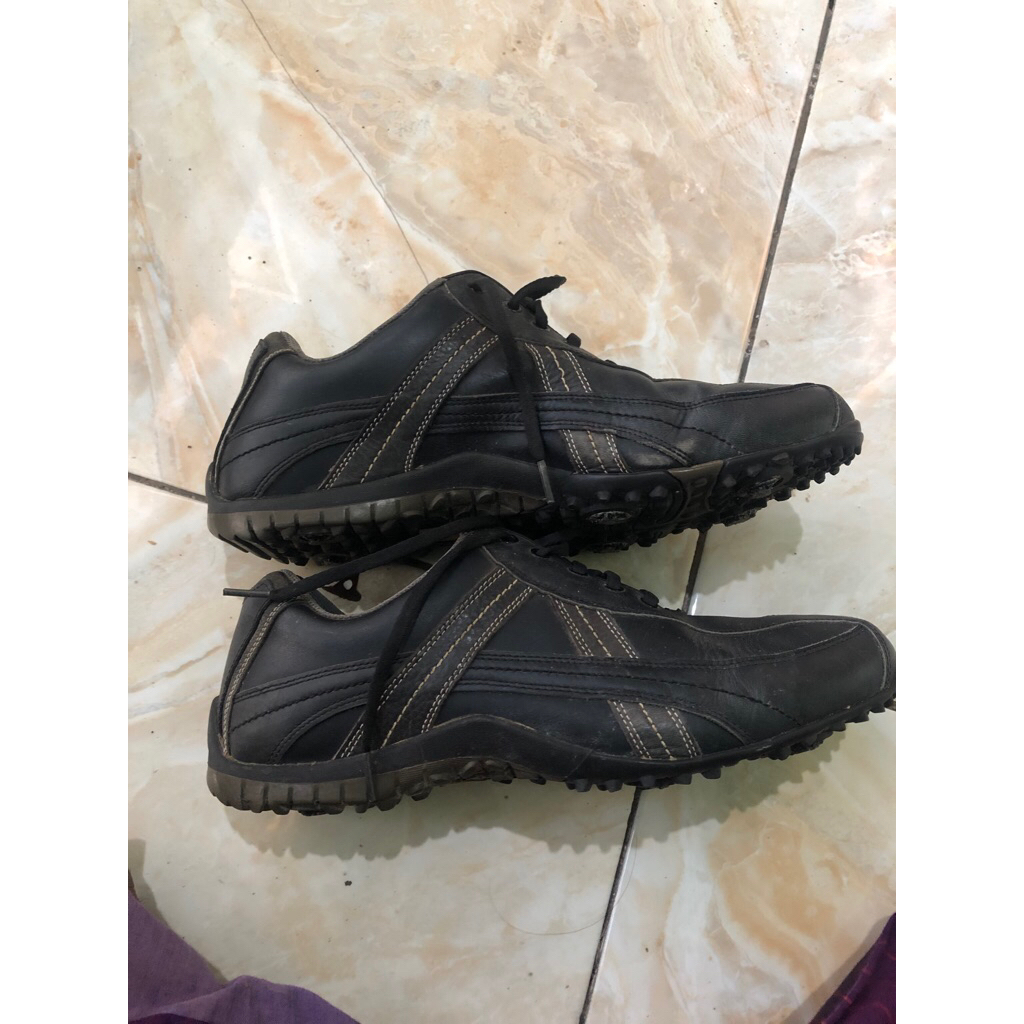 Sepatu Golf FJ friend bekas