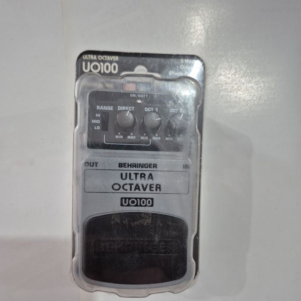 ULTRA OCTAVER UO 100 BEHRINGER