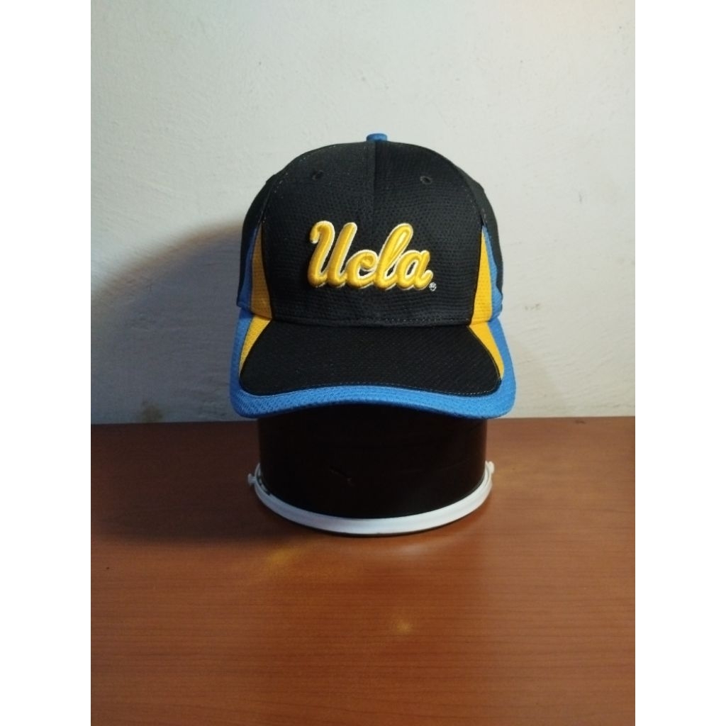 Topi New Era x UCLA Bruins Likenew