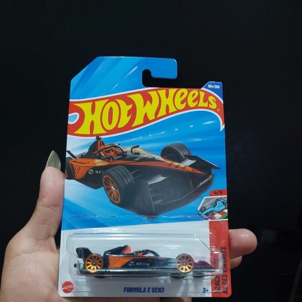 HOT WHEELS HOT ITEM HOT WHEELS FORMULA E GEN3 ORANGE ( DUS F)