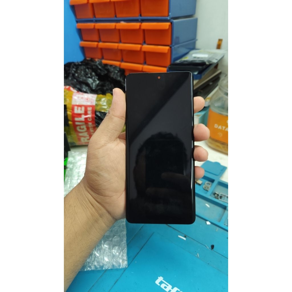 lcd reno 8T 5G