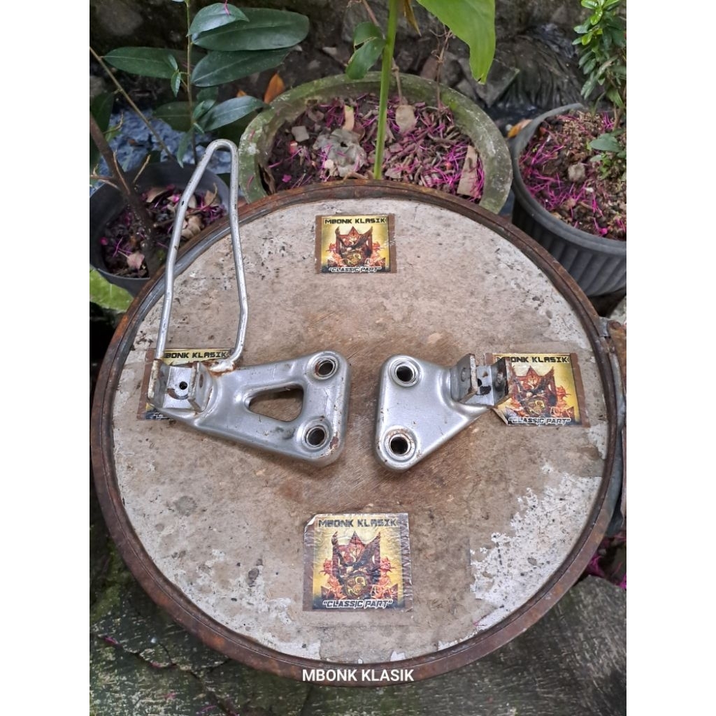 foot step belakang kawasaki klx 150 ORIGINAL footstep belakang kawasaki klx 150 postep belakang kawa