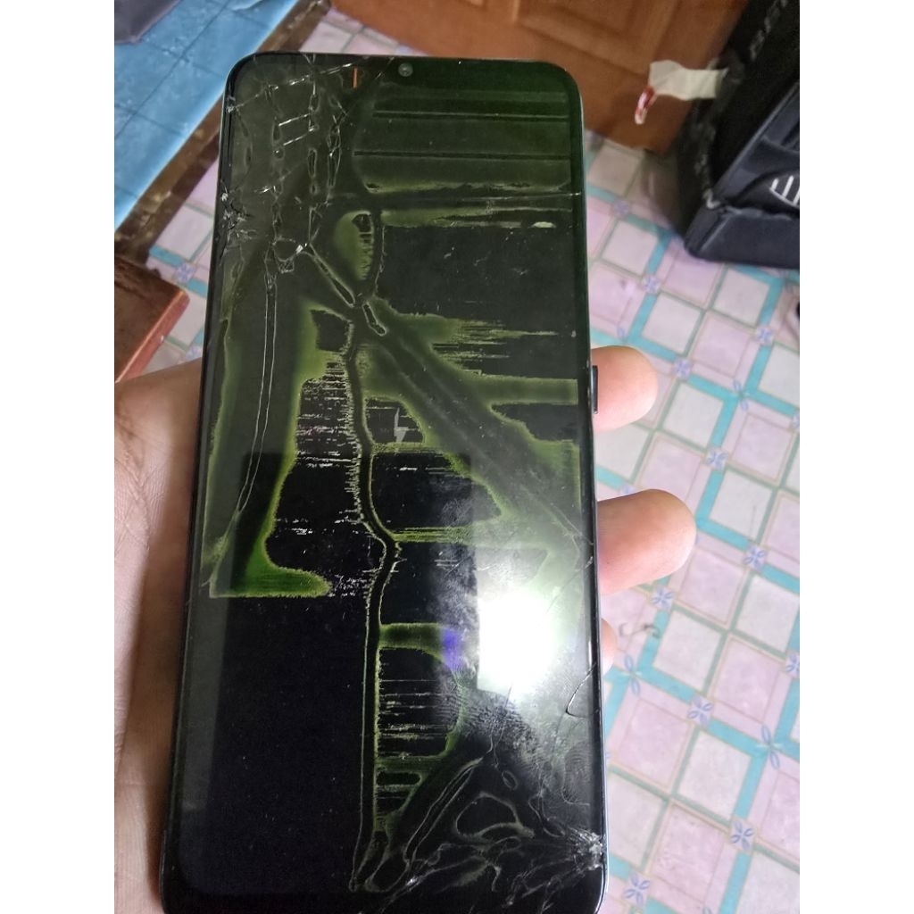 realme c21y ram 4 64 minus lcd retak2 d cas cmn nyala sperti d fto mesin segel