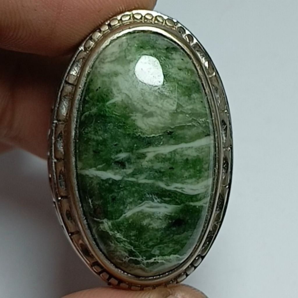 NATURAL JADE GIOK BURMA TYPE GRADE A++