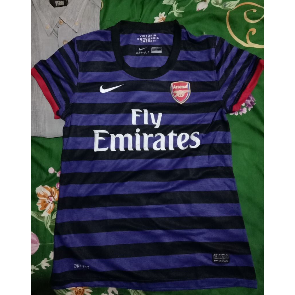 Jersey klub bola EPL ARSENAL 2012-2013 away perempuan