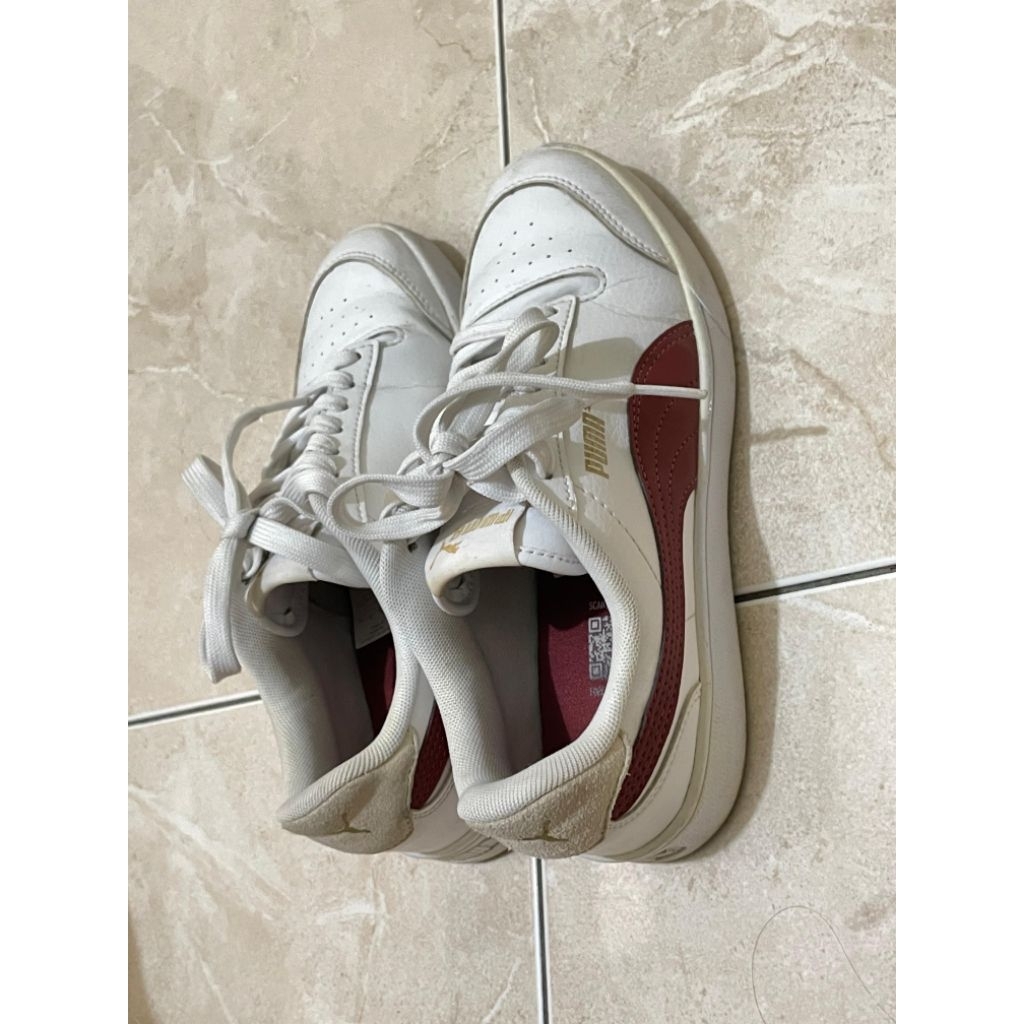Preloved - Sepatu PUMA shuffle
