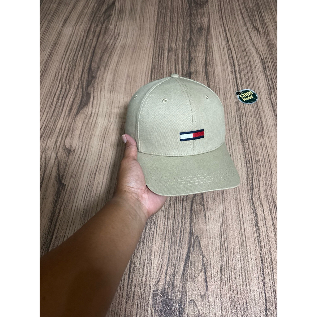 topi tommy