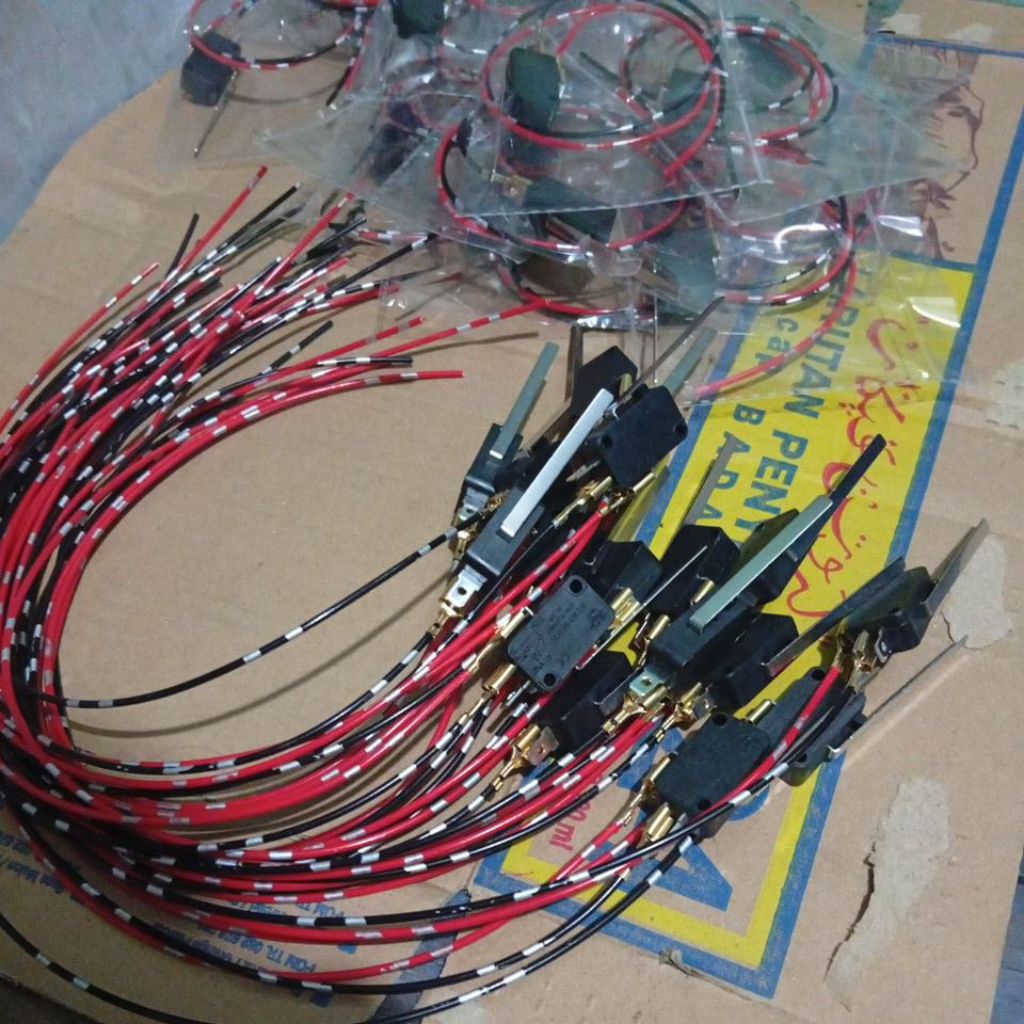 SAKLAR PIW PIW LAMPU TEMBAK SAKLAR PIW PIW SAKLAR LAMPU DIM NGEDIM SAKLAR MICROSWITE
