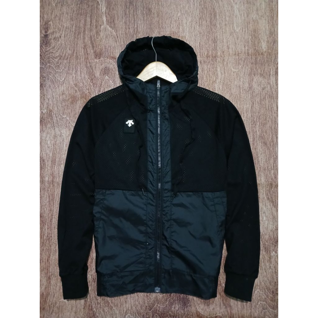 DESCENTE sport