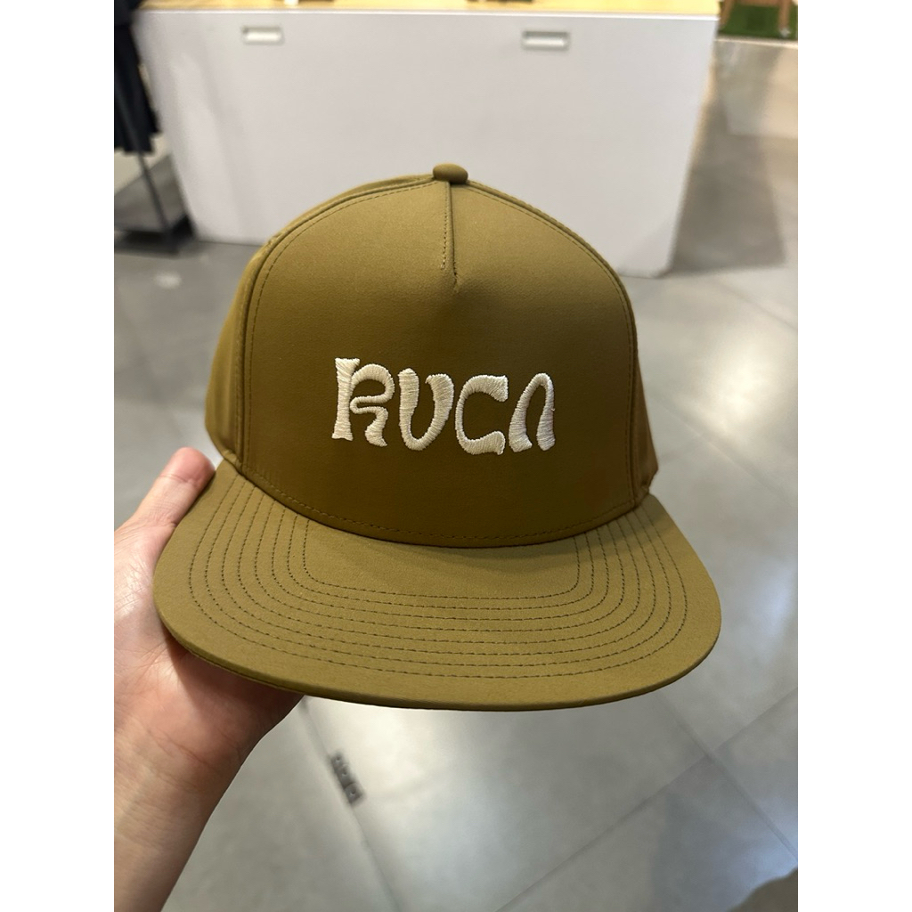 TOPI ORIGINAL RVCA