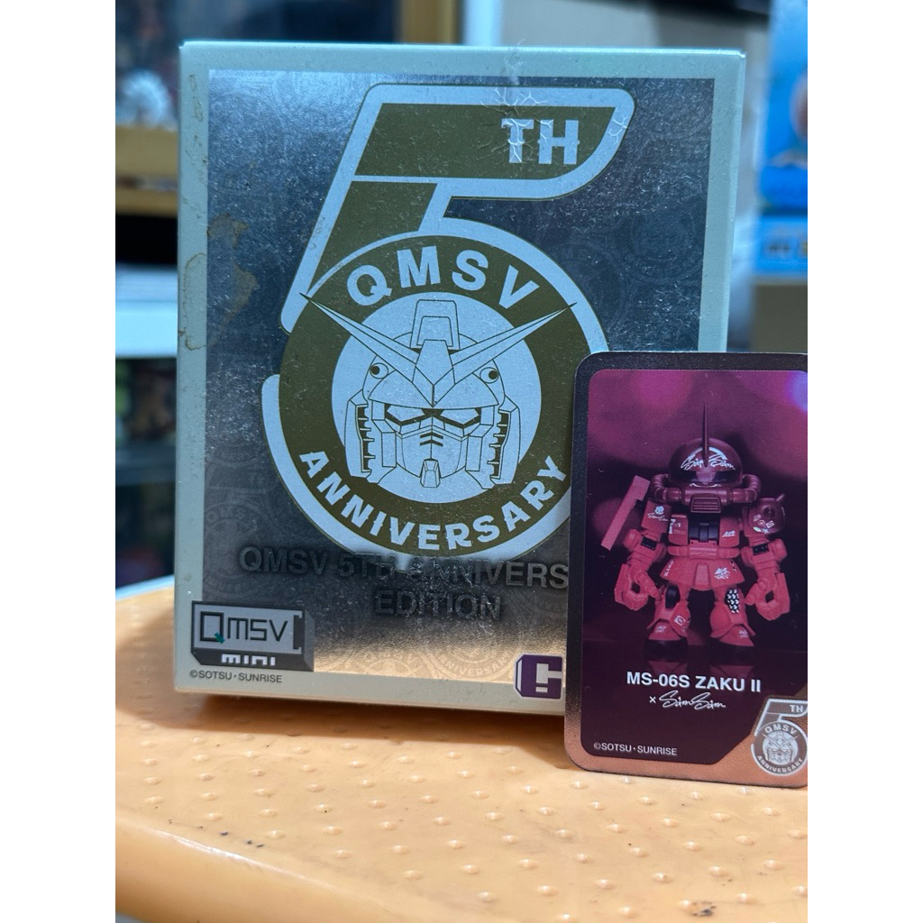 qmsv anniversary 5th gundam zaku red char