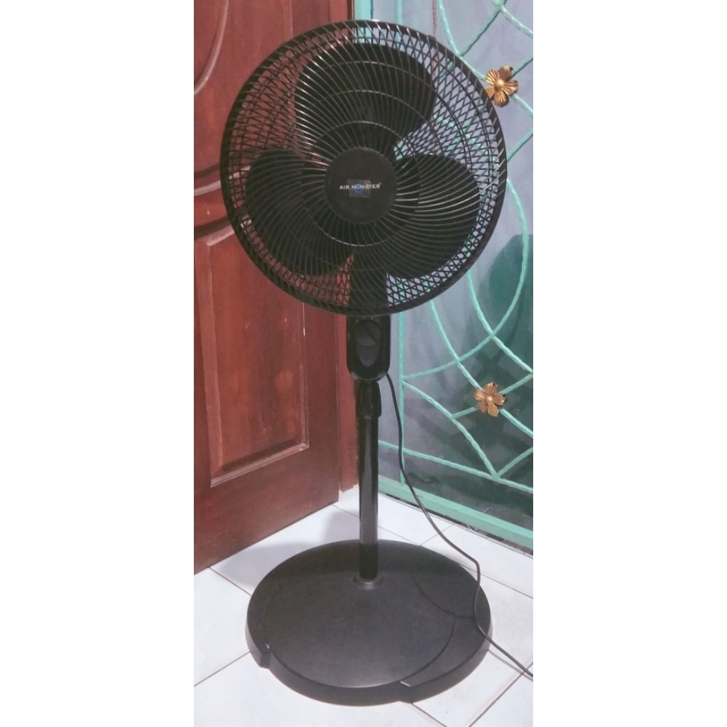 Kipas Angin Berdiri AIR MONSTER16"(Seken/Bekas)