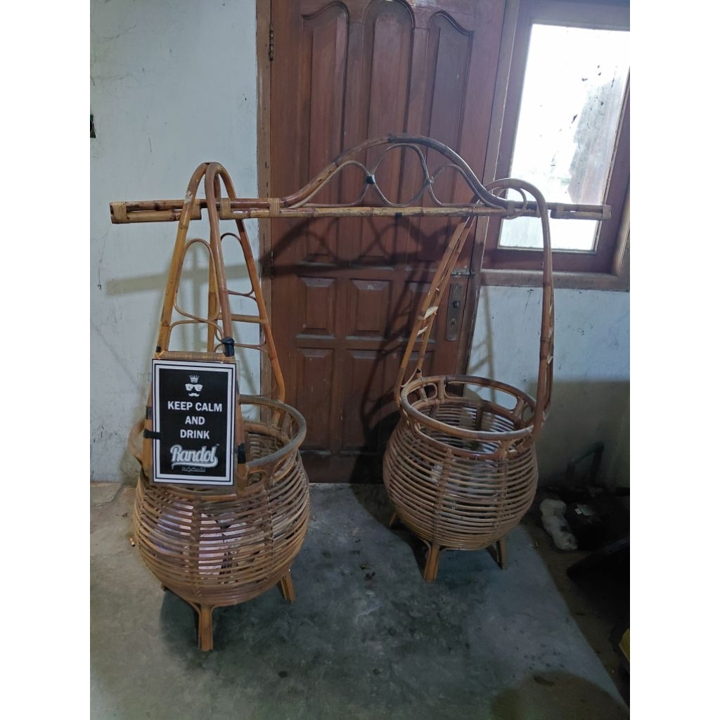 Kranjang anyaman rotan Dawet Ayu.. preloved