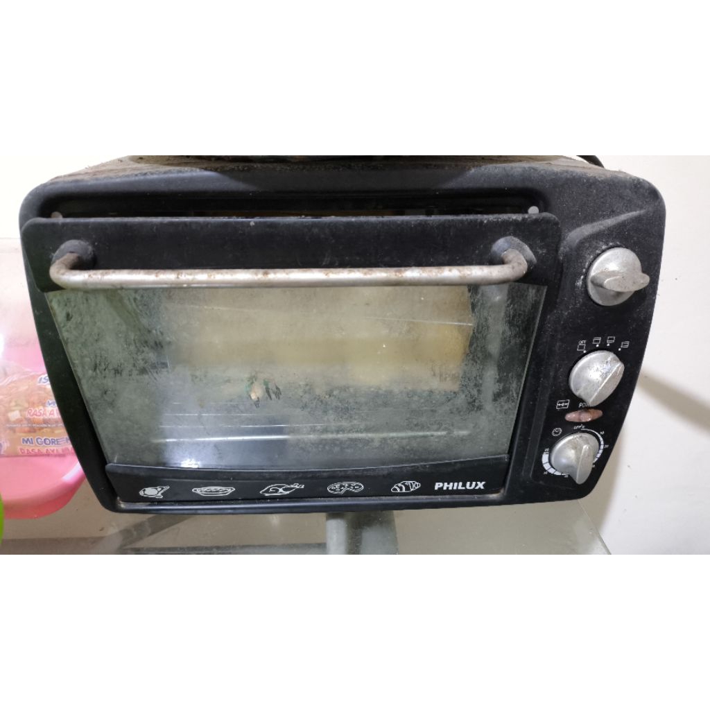 Microwave Oven Bekas Pakai