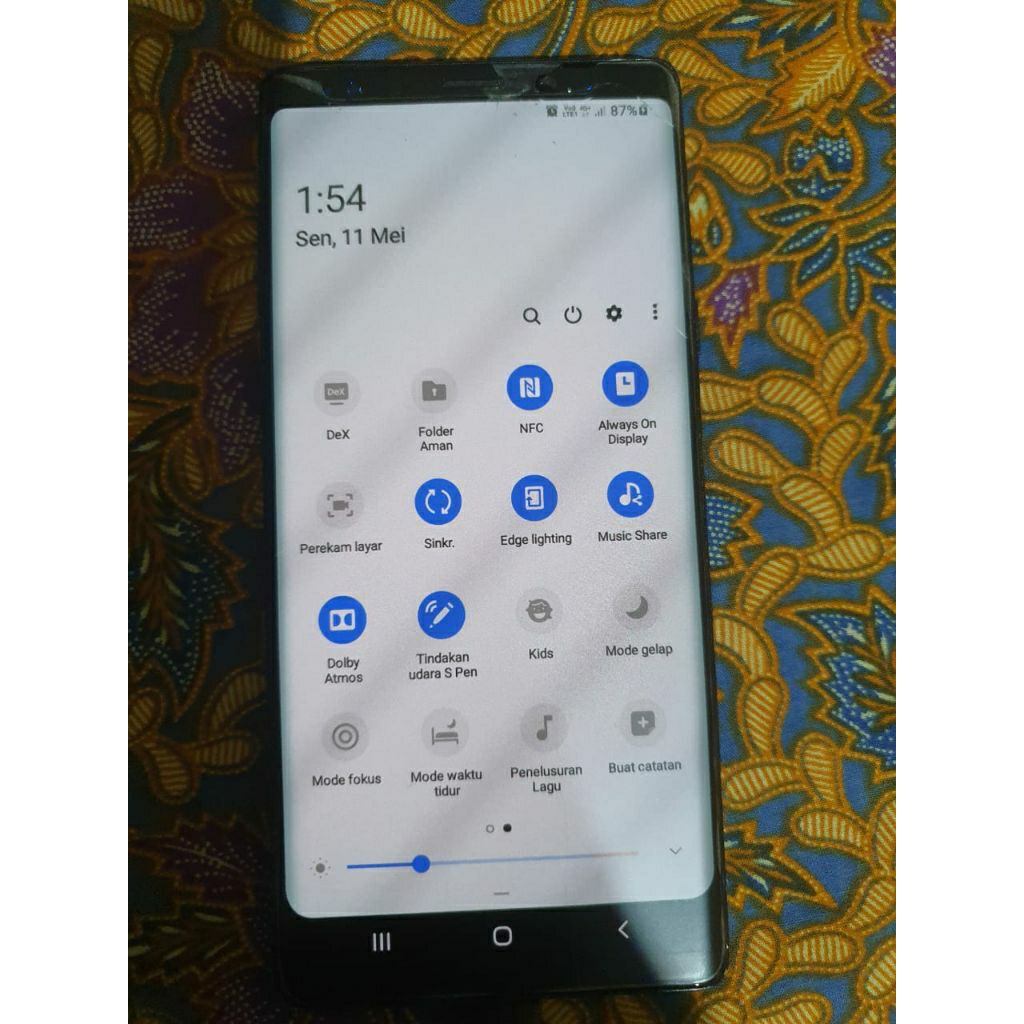 lcd samsung note 9 retak