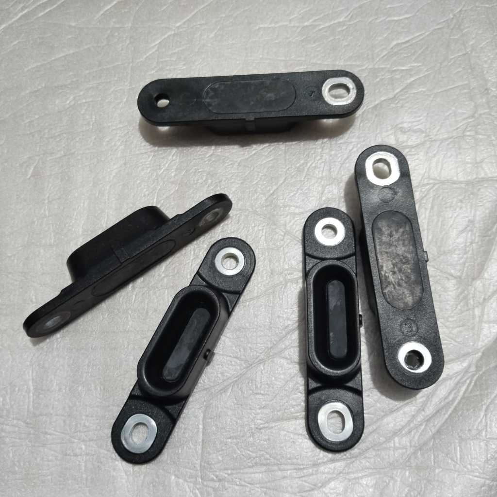 Stopper Pintu Sliding Espass Grand Max Luxio Tahanan Pintu Sliding Original