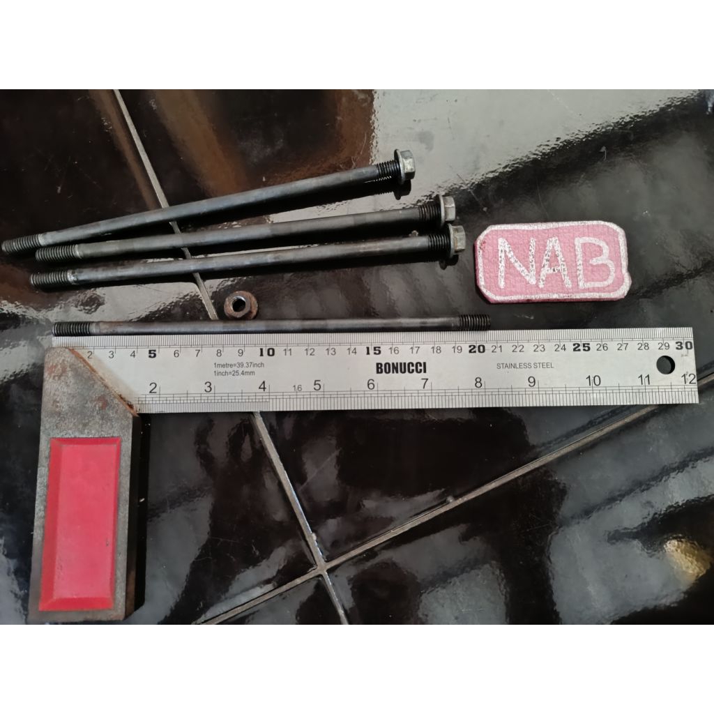baut ancer vario sunduk sate panjang baut 20,7cm vario 125 old KZR ori lepasan