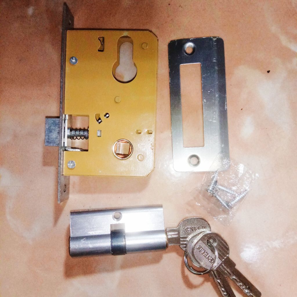 kunci gembok pintu rumah kamar dapur | handle gembok jumbo ukuran besar 30mm merk soligen ORI bekas 