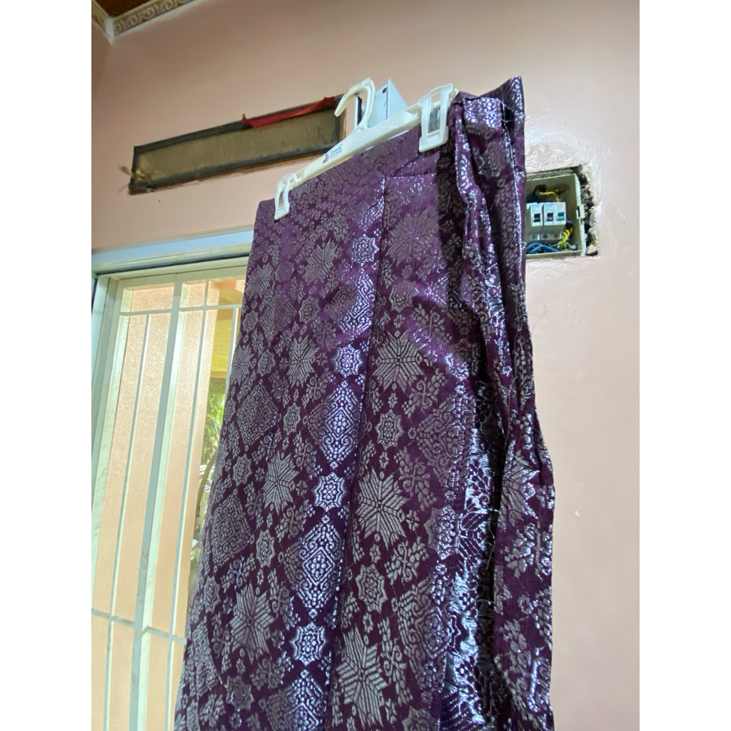 Rok lilit songket premium Ungu 155x100 cm