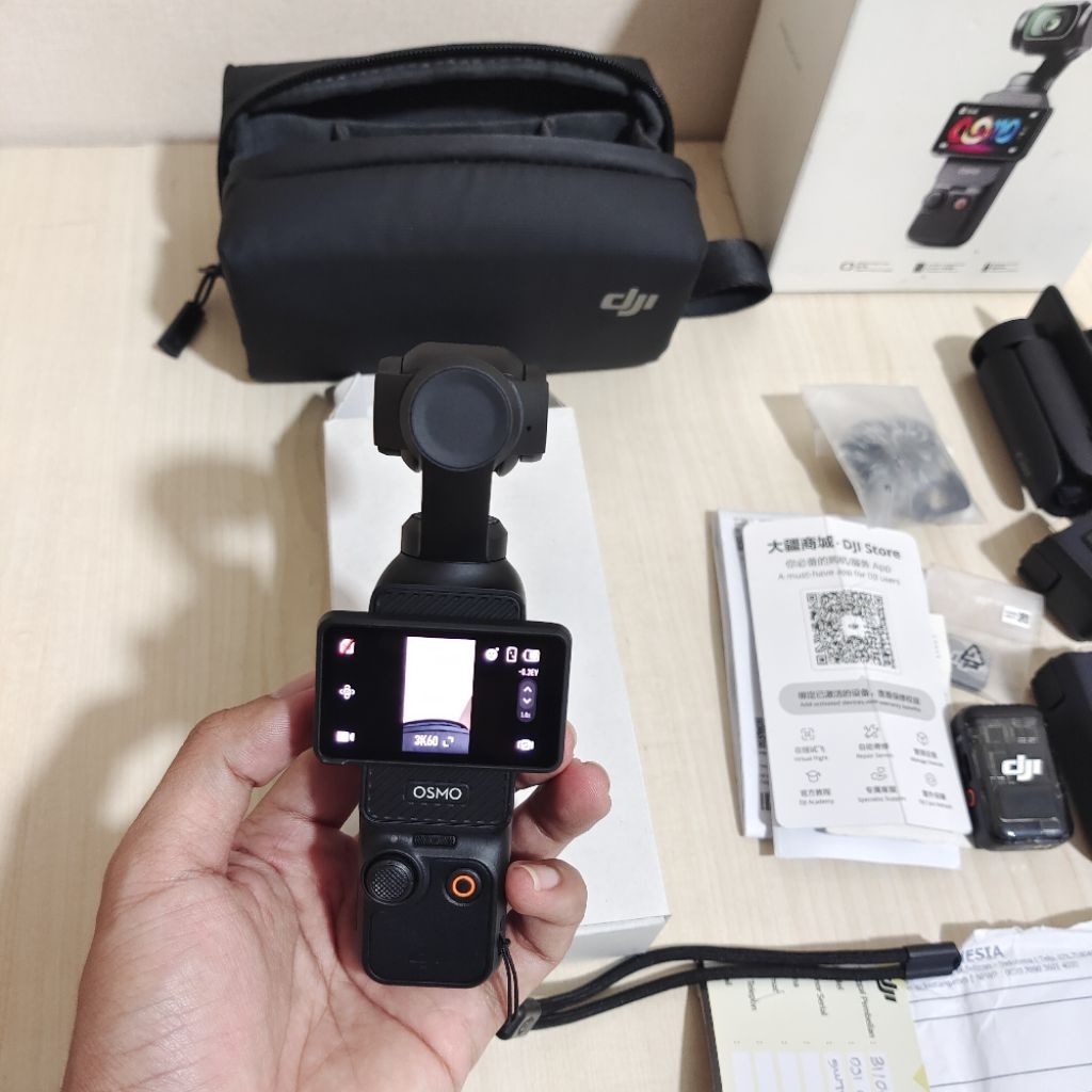 DJI Pocket 3 Creator Combo DJI OSMO Pocket3 Garansi Resmi