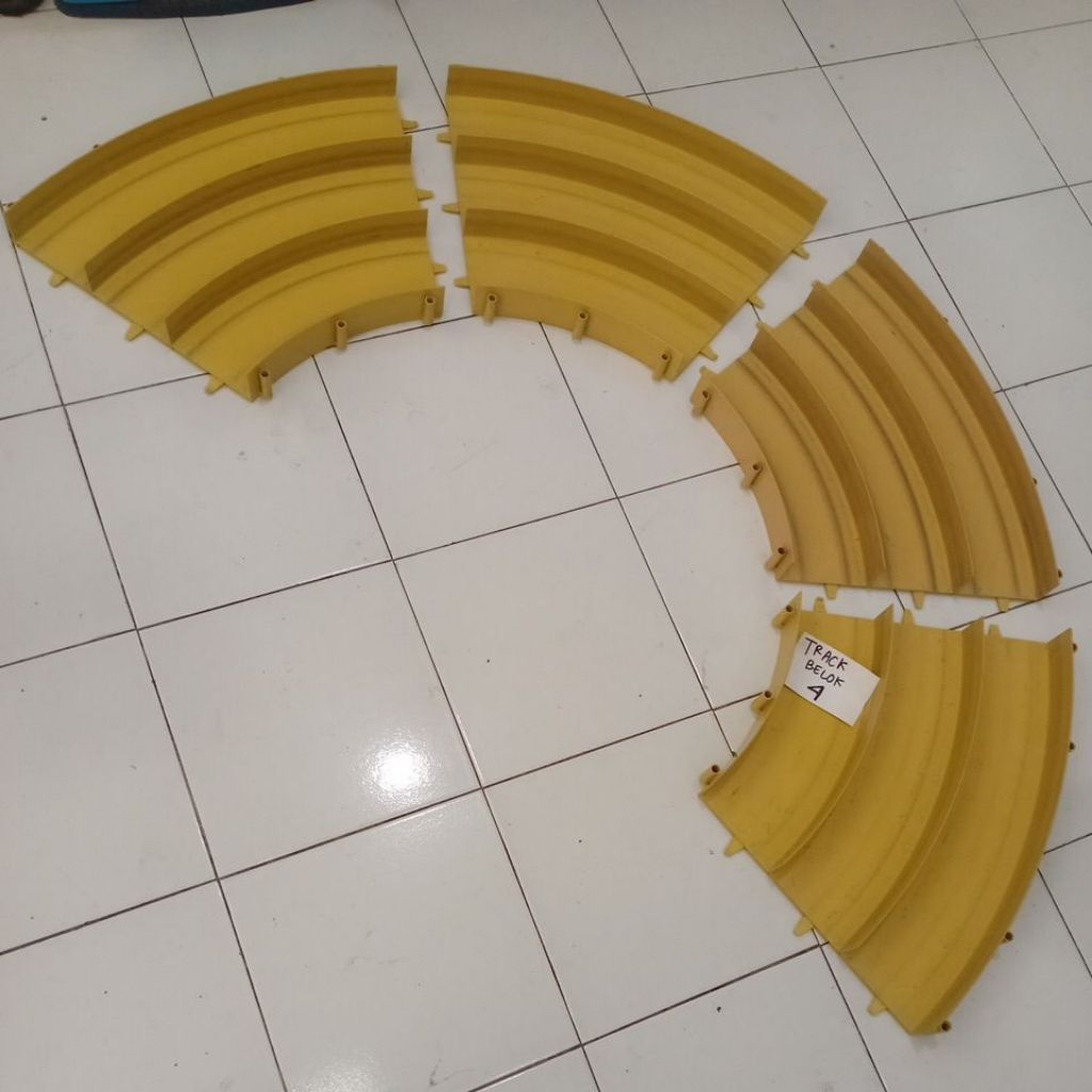 #4 TRACK BELOK Mainan Mobil Tamiya 3 Jalur ( isi 4 keping ) 4 WD 4WD anak anak