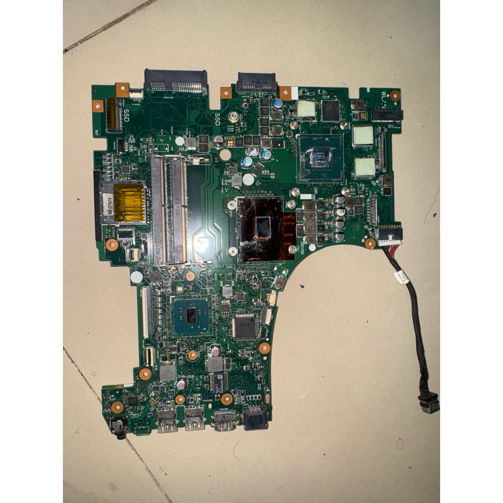 mainbord Asus FX553V core i7 gen7 kondisi mati ada bekas servis