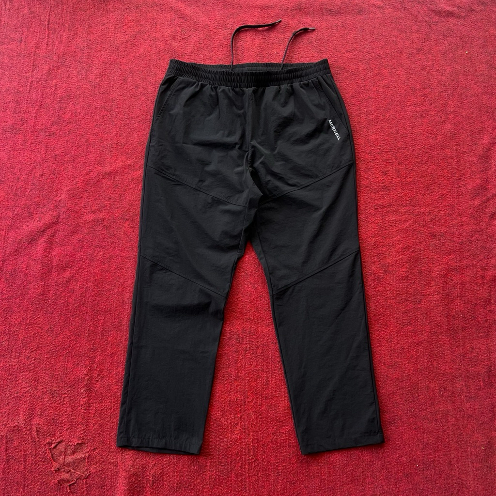 celana panjang merrell Size : 32/33 (P : 94cm X L : 49cm)