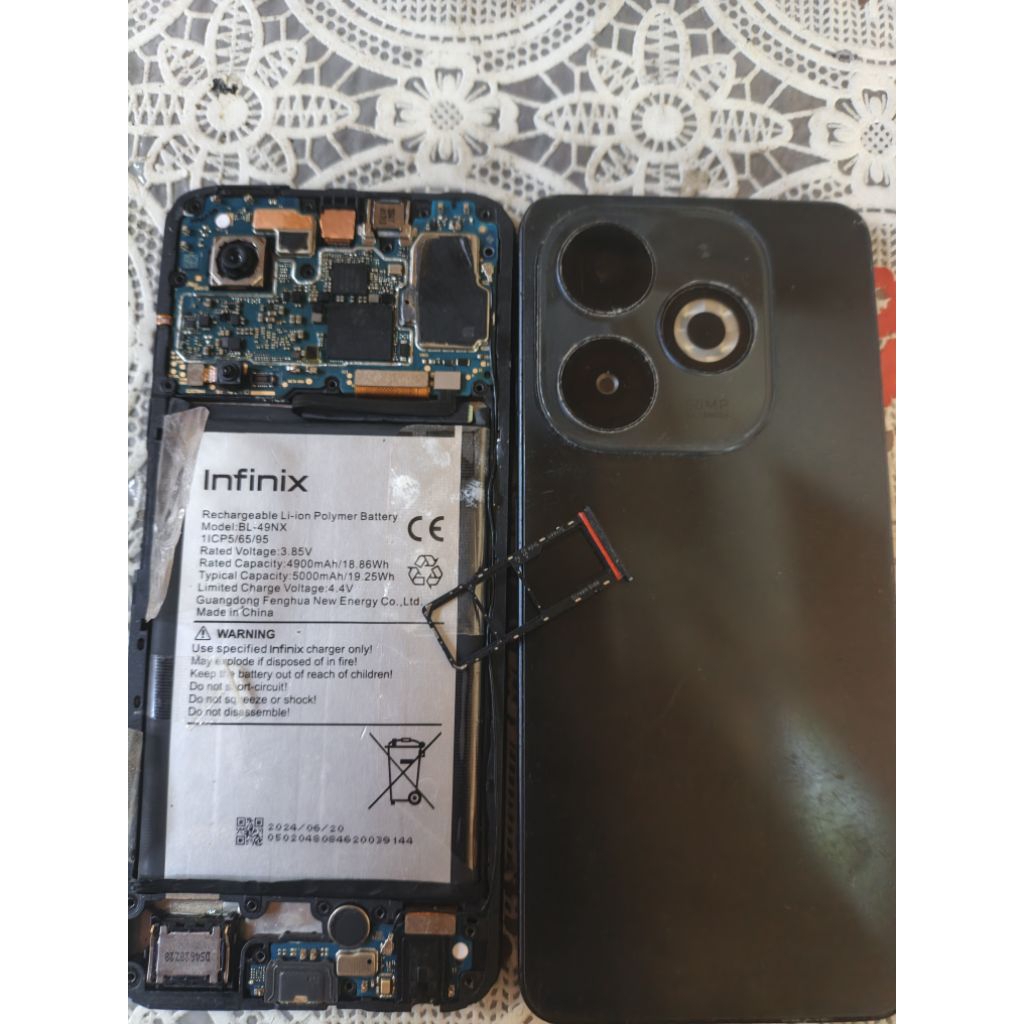 Infinix Smart 8 Pro 8)128