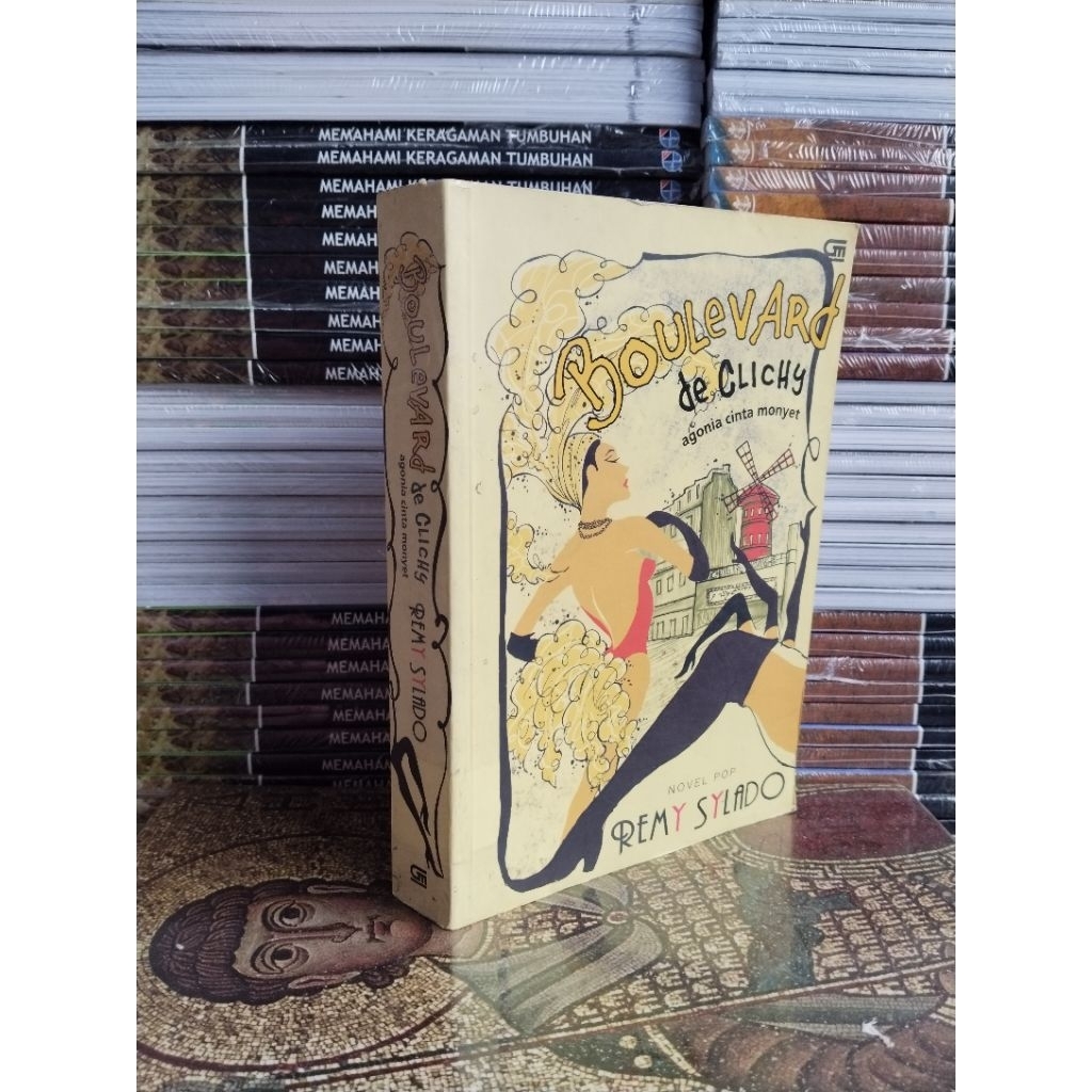 NOVEL POP REMY SYLADO BOULEVARD DE CLICHY AGONIA CINTA MONYET