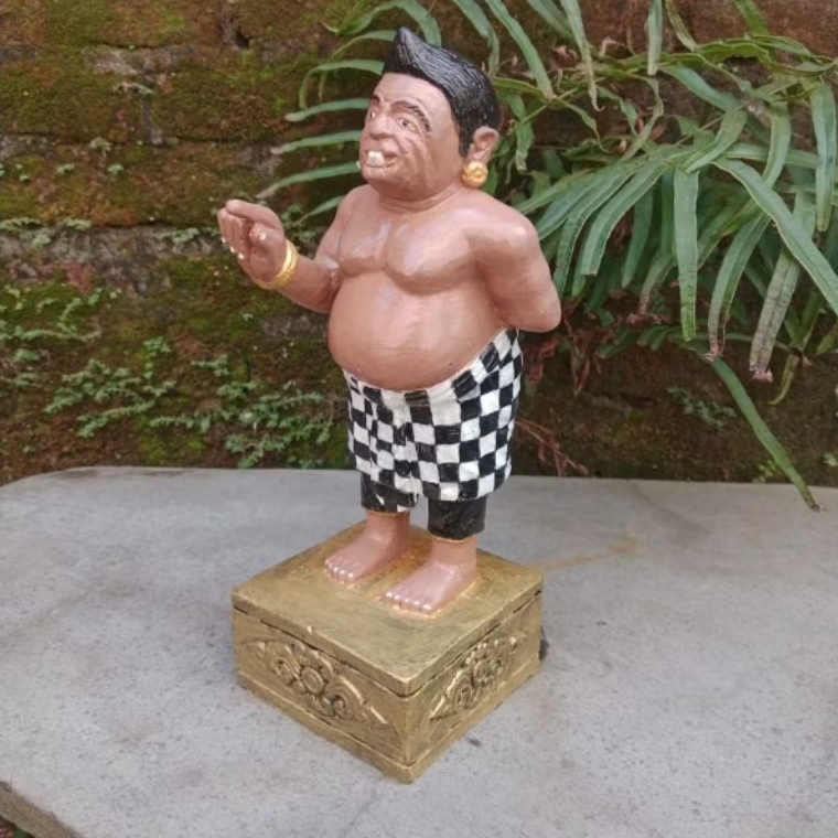 patung eyang semar