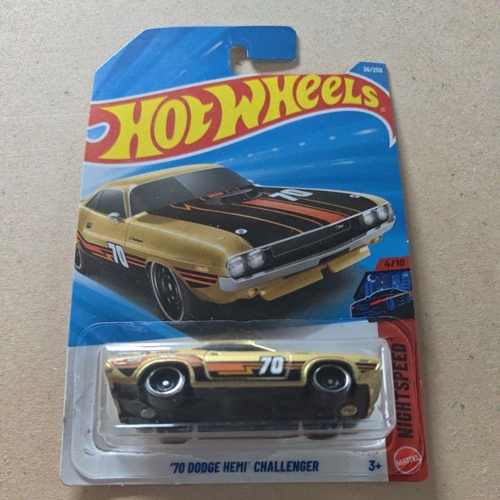 Hotwheels 70 DODGE HEMI CHALLENGER