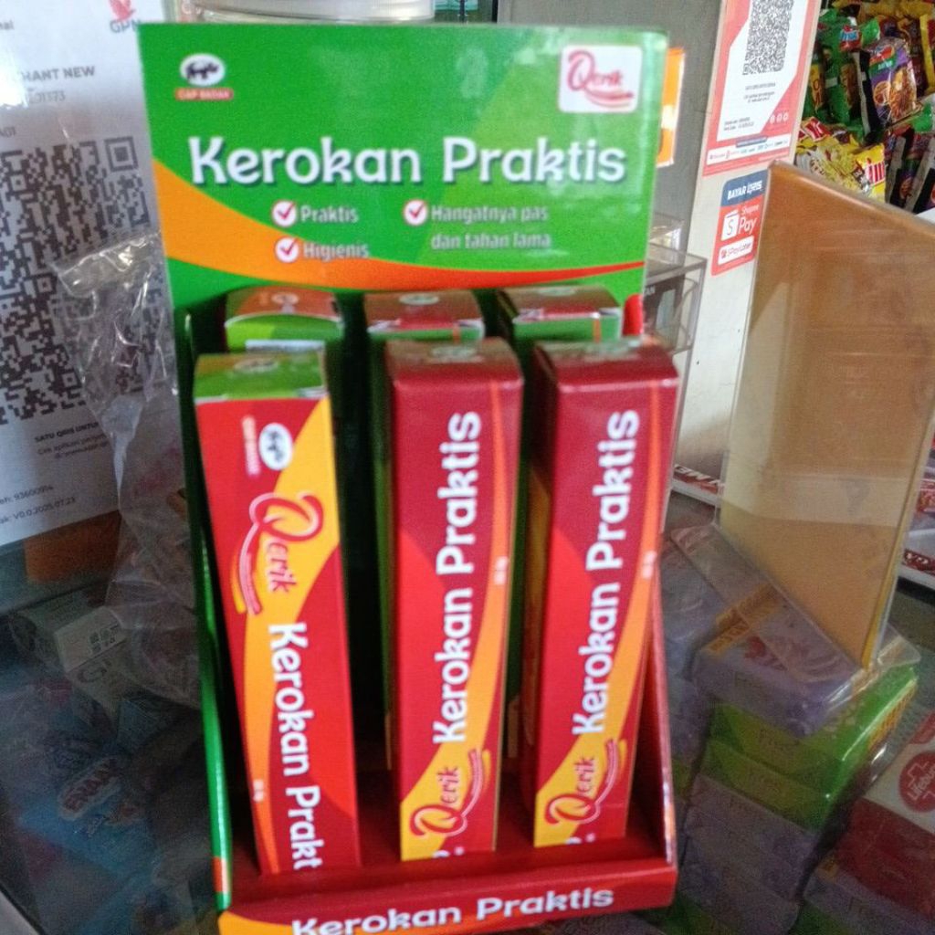 Qerik Cap Badak Alat Kerokan praktis 1 box isi 6 tube  / Hanger /Minyak angin Fresh
