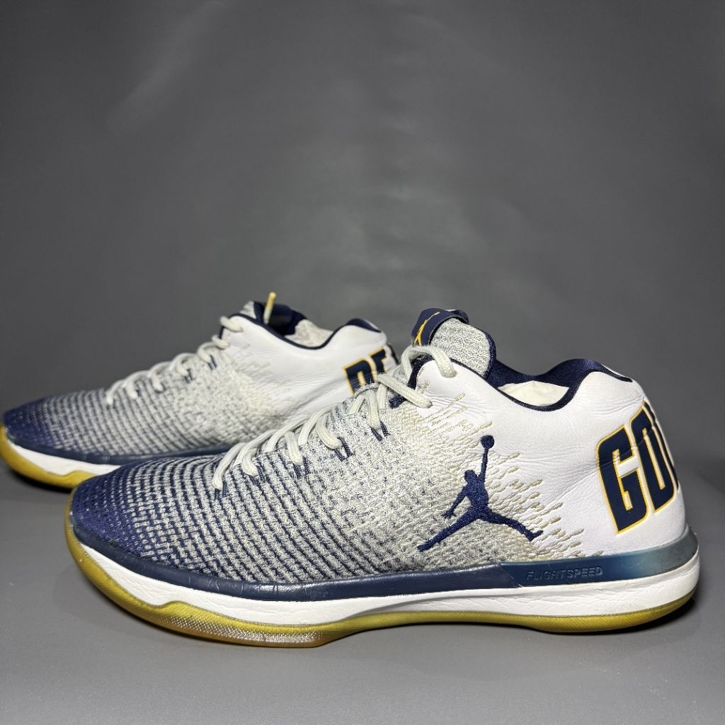 Sepatu basket second Nik air jordn 31 low . Size 46