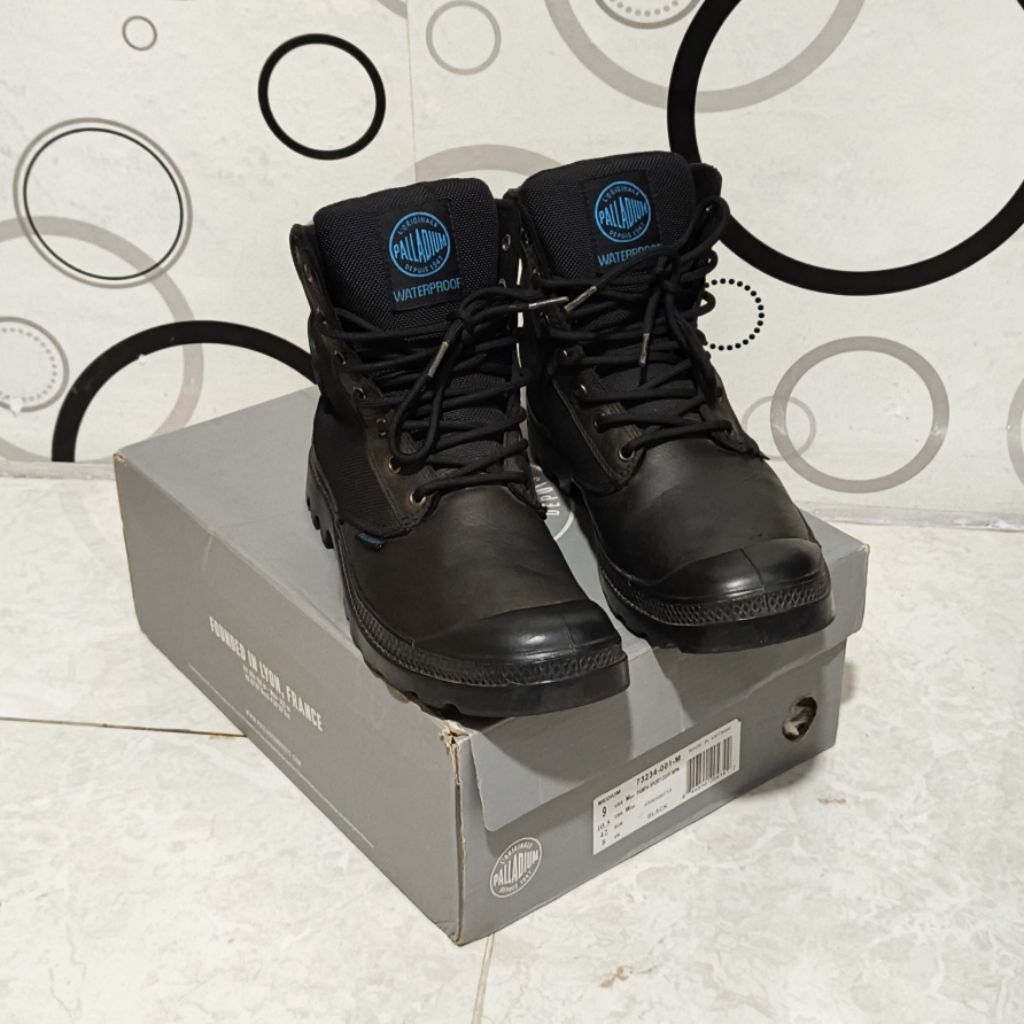 sepatu boot palladium pampa sport cuff black - size 42