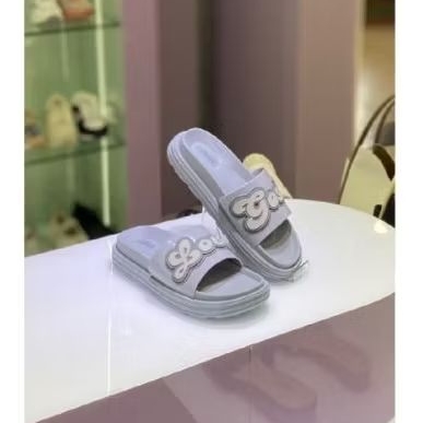 sandal gosh / terbaru gosh