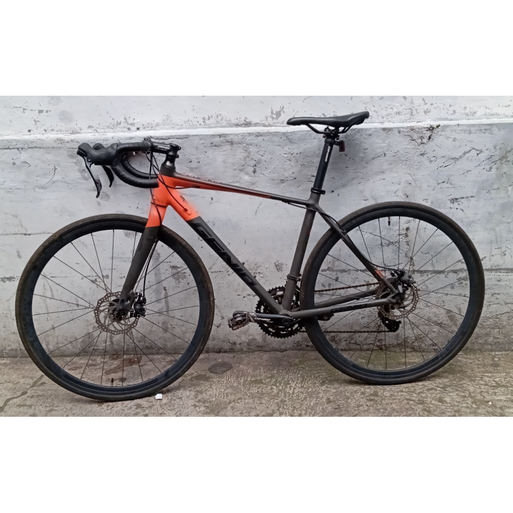 Sepeda RoadBike Genio Vangard size 47