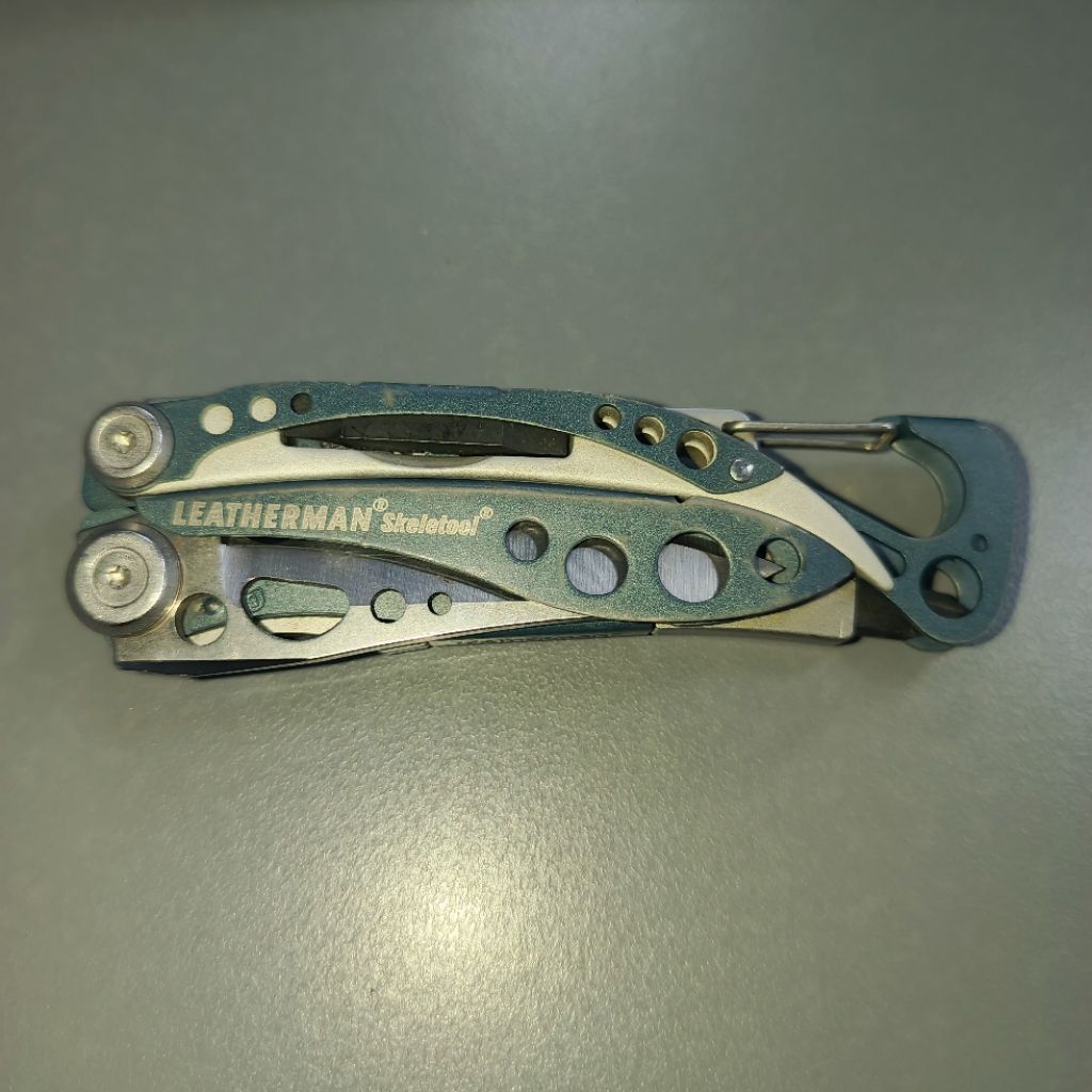 Leatherman Skeletool Second bekas ex USA Carabiner pocket size Multitools