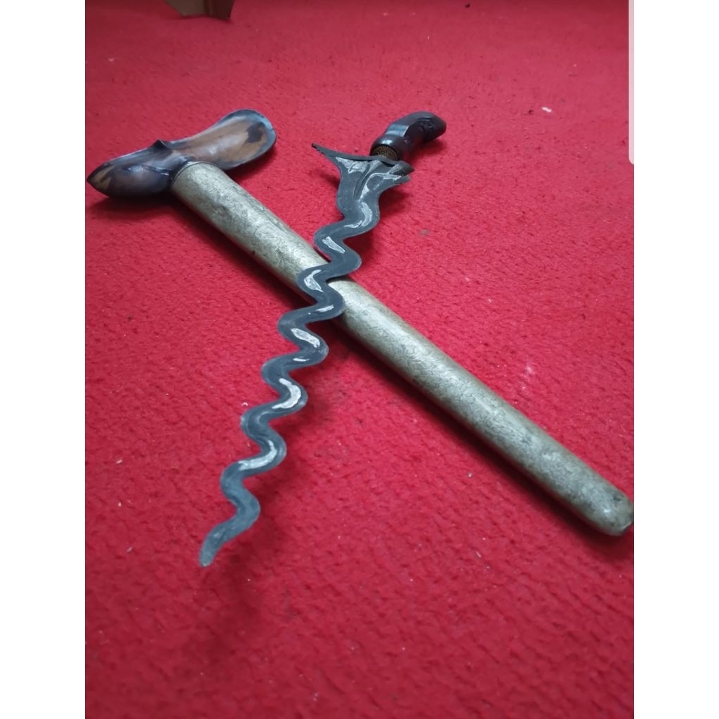 Keris luk 13 sengkelat