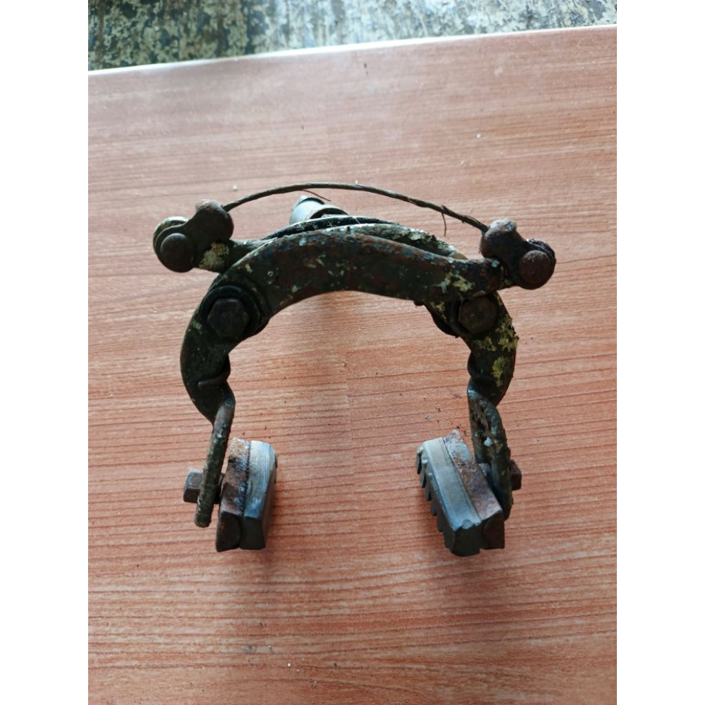 u brake sepeda balap besi depan saja second