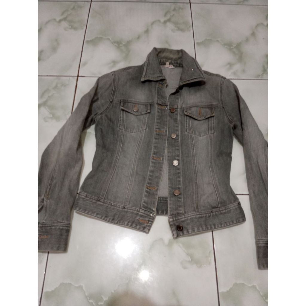 JACKET JEANS WANITA PL (BACA DESKRIPSI)
