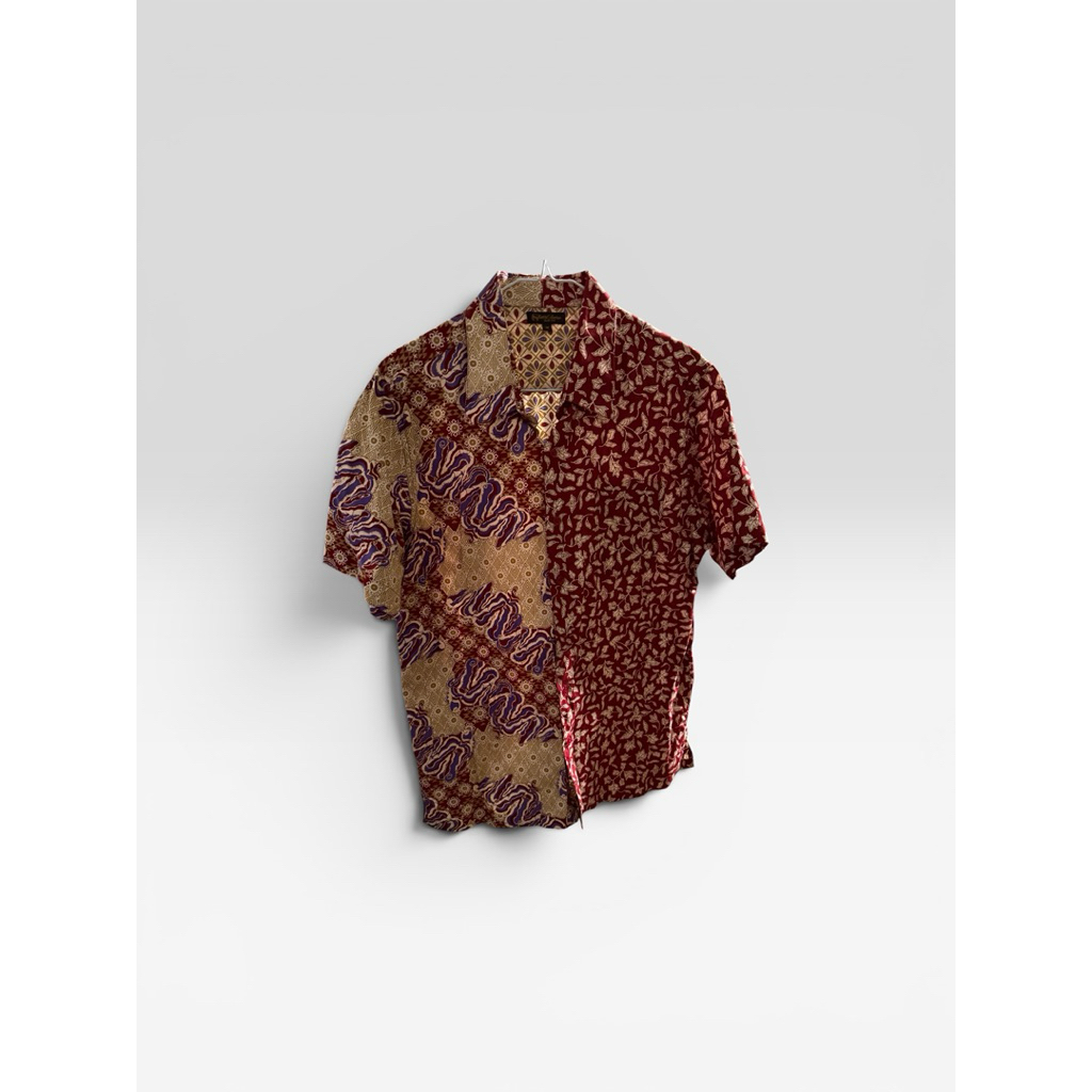 (PRELOVED) Kemeja Batik Pria Lengan Pendek