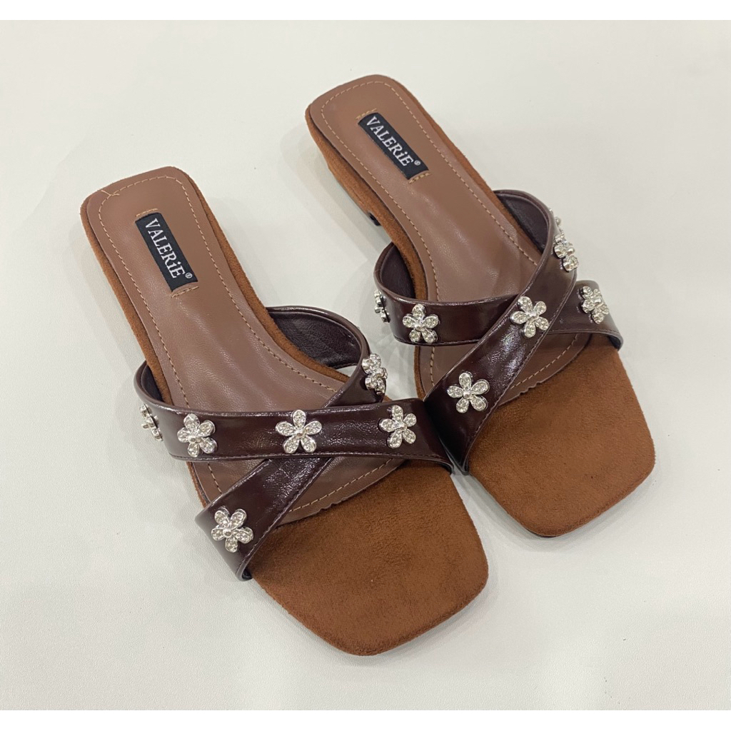 Allure Valerie VV3-6 Sandal Flat Cross Strap Suede Tapak Tahu 2cm Mewah Kualitas Import Premium