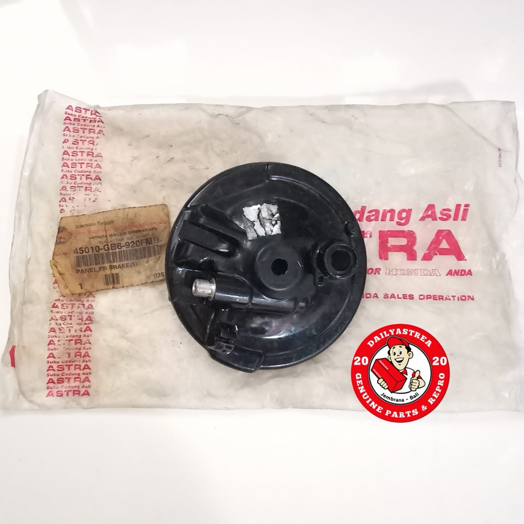 PANEL FR BRAKE TUTUP TROMOL DEPAN HITAM ASTREA 800 STAR ORIGINAL ASTRA 45010-GB6-920FMB