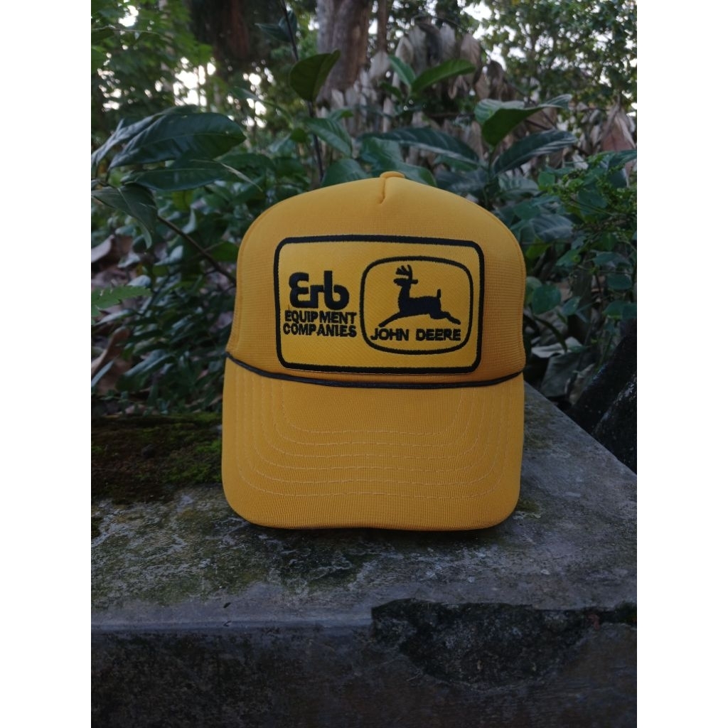 John Deere Vintage Trucker Hat