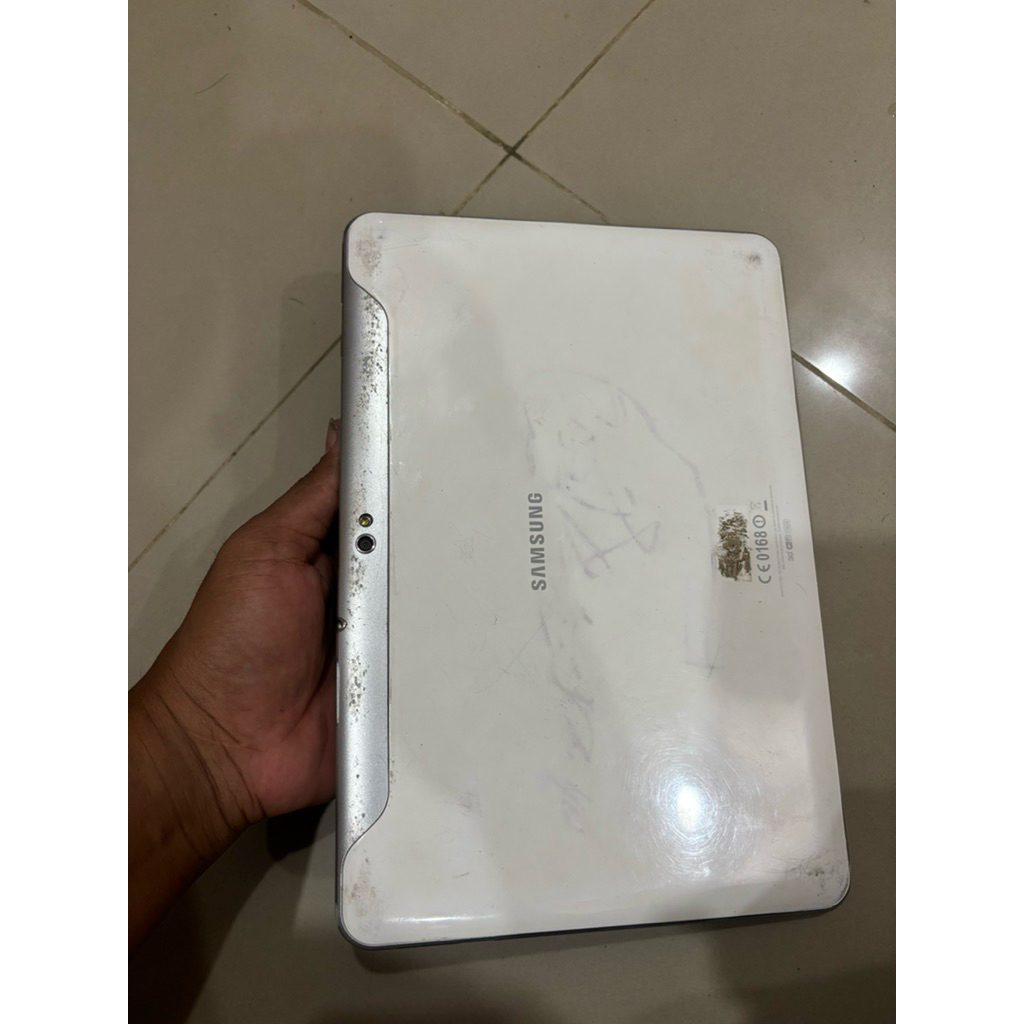 SAMSUNG TAB 10 inch (P7500) MINUS MATI TOTAL