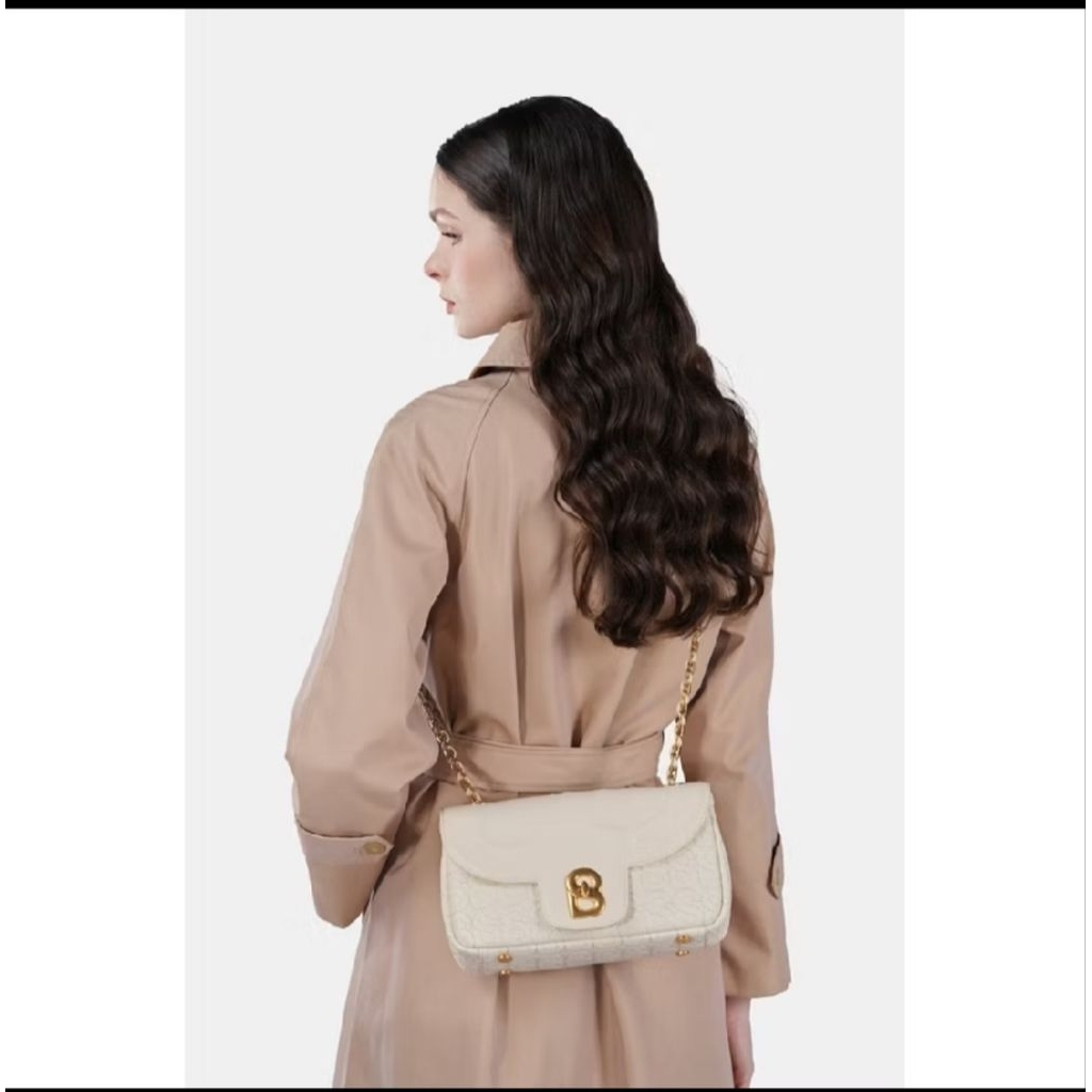 Buttonscarves Aluna Leather Flap Bag Medium - Bone