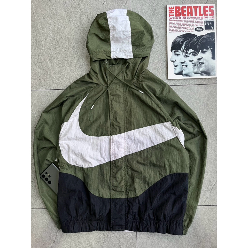 Jacket NIKE BIGSWOOSH trade mark