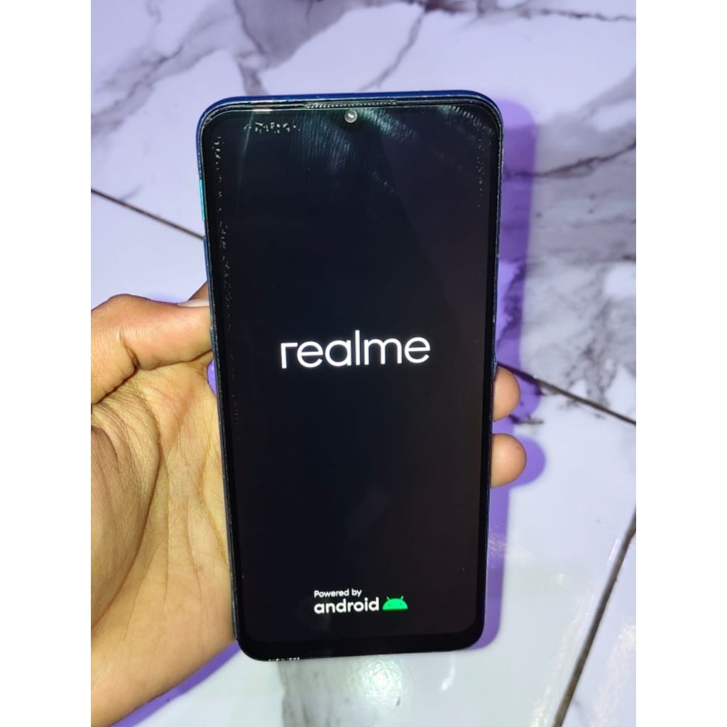 Realme stuck logo