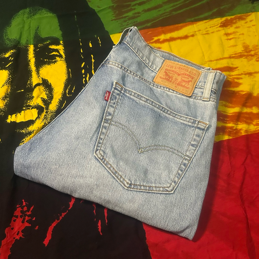 Celana Jeans Second “Levi’s Lot.505 Cool Regular Straight Blue Jeans”