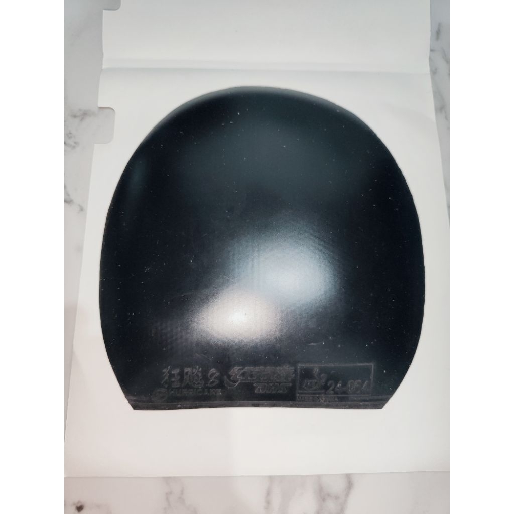 DHS Hurricane 8 Hitam Red Sponge